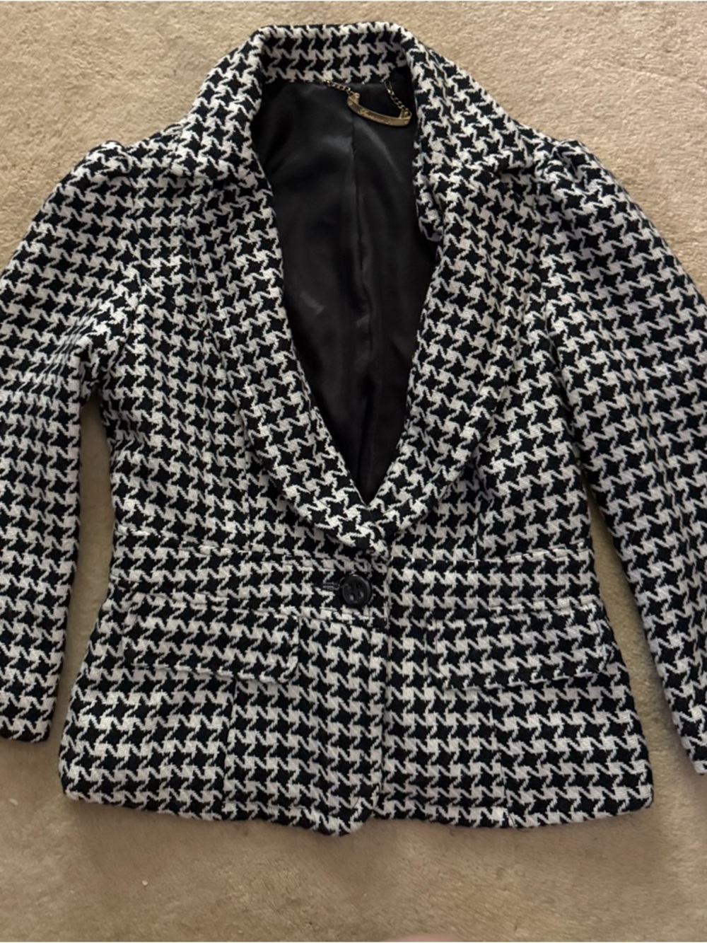 Forever 21 Black & White Houndstooth Blazer
